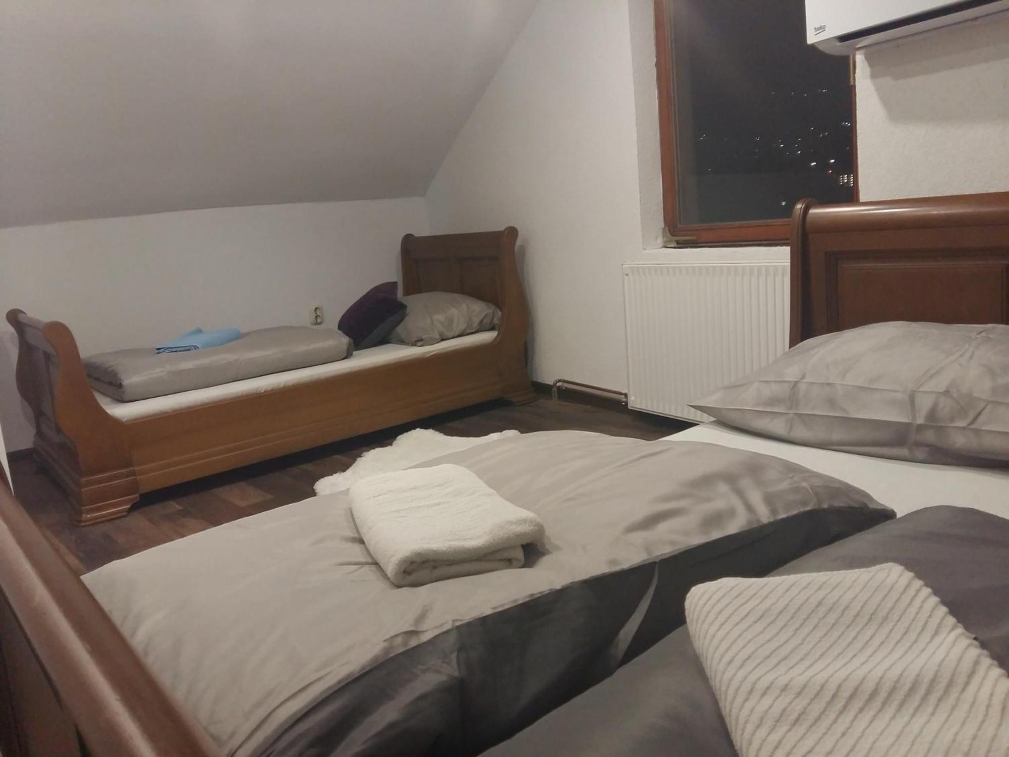 Apartments In Heart Sarajevo Bilik gambar